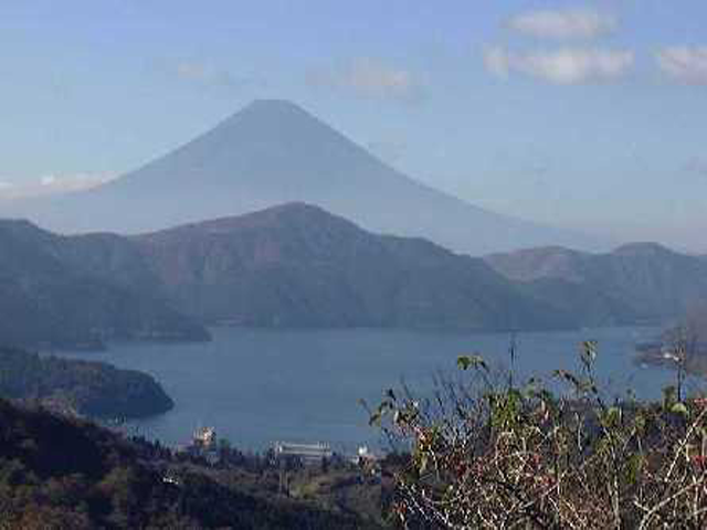 Vol.06「なんとなく富士山」  (2002.5.7；神奈川県箱根町？)